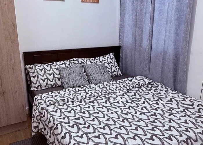 Aparthotel Vista Shaw Residences 3*